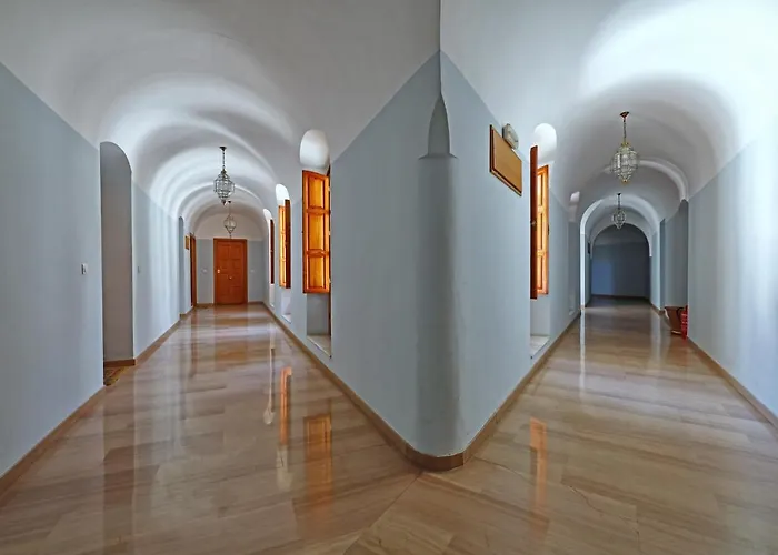 Casa La Tercia, Parking Incluido En Pleno Casco Historico * Кордова